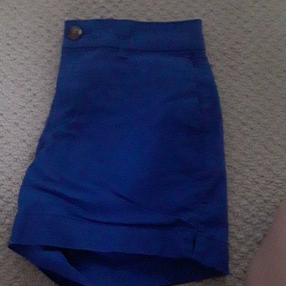 Shorts - Picture 1 of 4